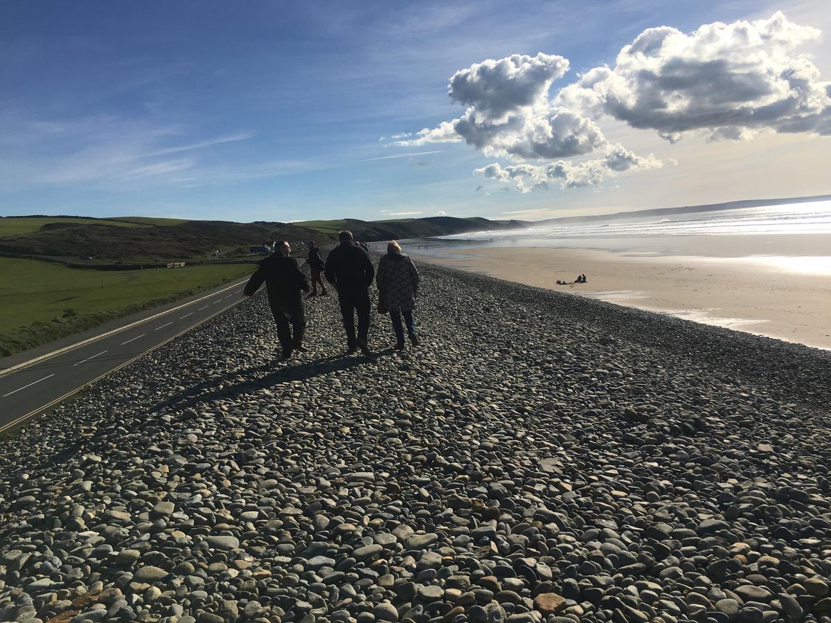 The Duke Of Edinburgh Inn Newgale Εξωτερικό φωτογραφία